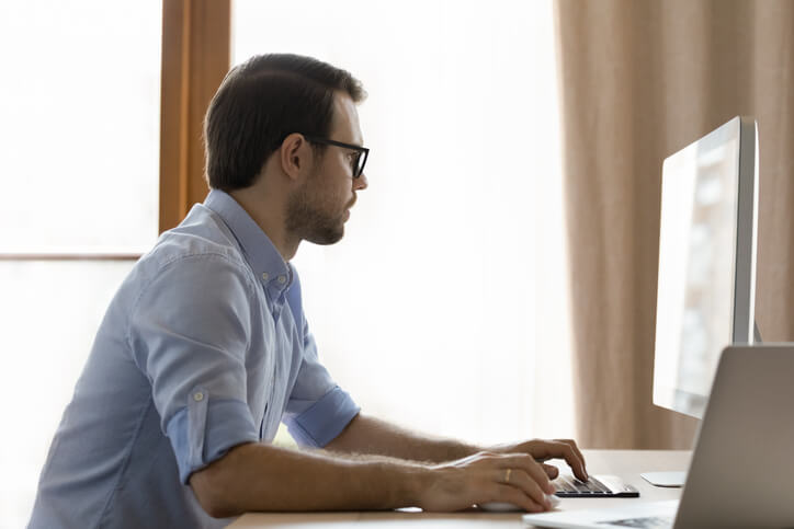 An SEO expert reviewing off-page backlink strategy