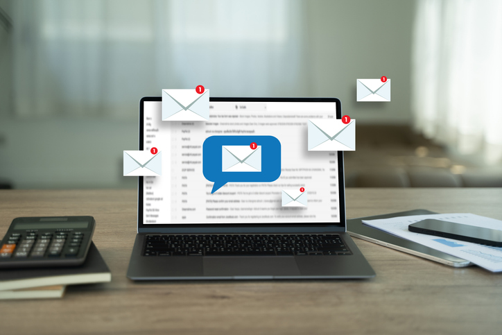 Campagne de courriels intégrée à une stratégie de lead nurturing.