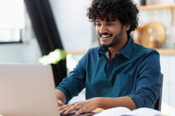 A student training as a social media manager in Vancouver, with comprehensive learning at Cumberland College
